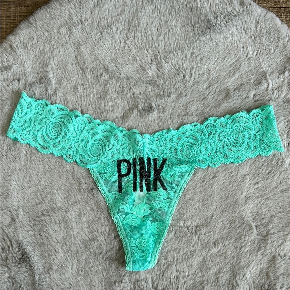 2014 PINK Victoria’s Secret Extra Low Rise Thong Panty S